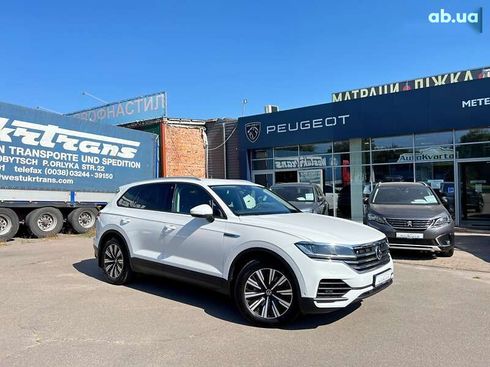Volkswagen Touareg 2020 - фото 11