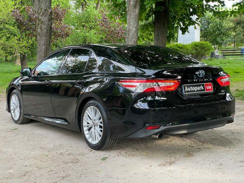 Toyota Camry 2017 черный - фото 15