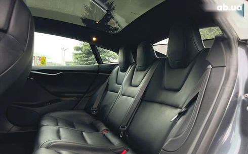 Tesla Model S 2019 - фото 11