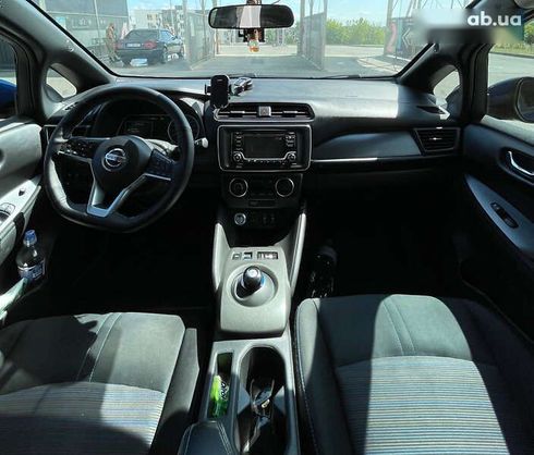 Nissan Leaf 2018 - фото 8
