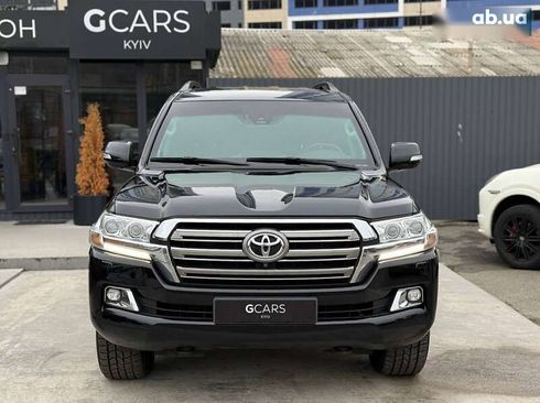 Toyota Land Cruiser 2016 - фото 2