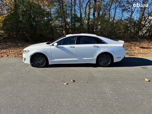 Lincoln MKZ 2017 белый - фото 3