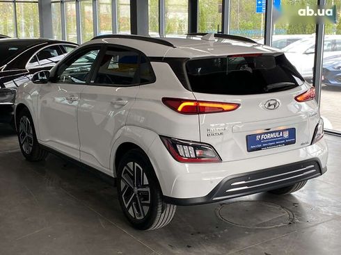 Hyundai Kona Electric 2021 - фото 11