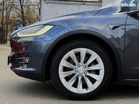Tesla Model X 2018 - фото 12