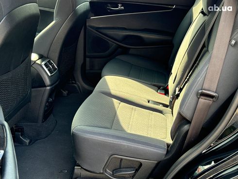 Kia Sorento 2017 черный - фото 84