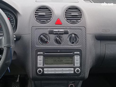 Volkswagen Caddy 2008 серый - фото 17