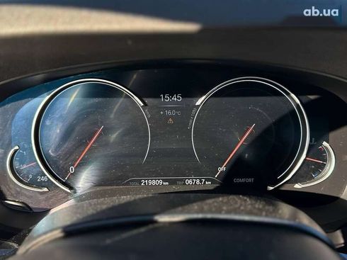 BMW 5 серия 2017 - фото 18