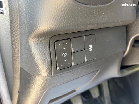 Kia Soul 2015 белый - фото 19