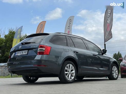 Skoda Octavia 2019 - фото 15