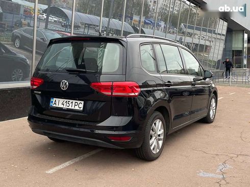 Volkswagen Touran 2018 - фото 3