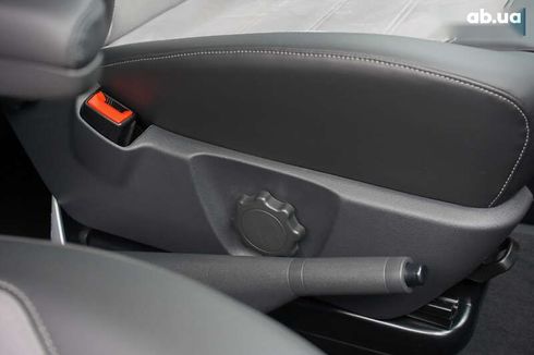 Volkswagen Multivan 2020 - фото 27