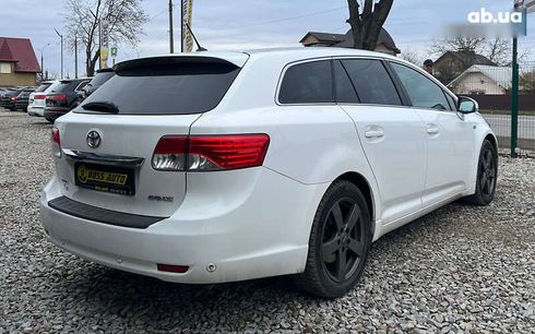 Toyota Avensis 2012 - фото 7