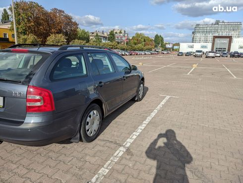 Skoda Octavia 2008 серый - фото 4