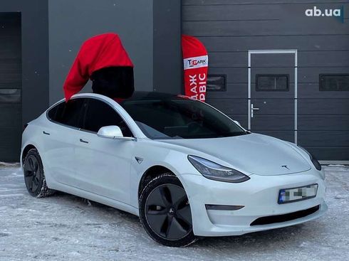 Tesla Model 3 2019 - фото 2