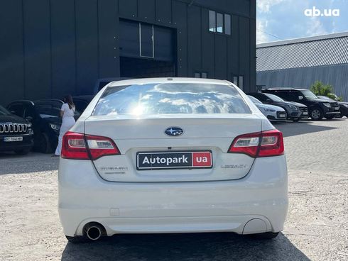 Subaru Legacy 2014 белый - фото 8