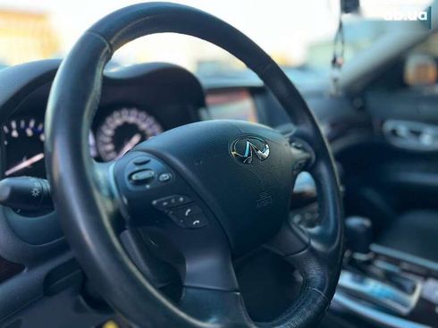 Infiniti Q70 2016 - фото 30