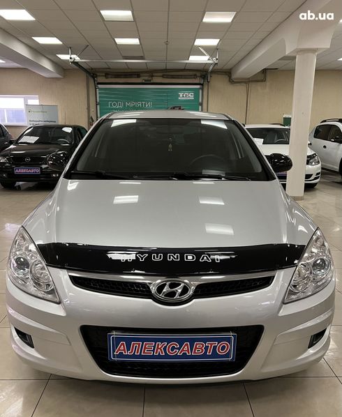 Hyundai i30 2007 серебристый - фото 3