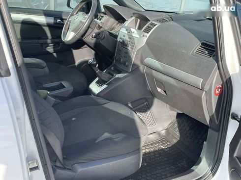 Opel Zafira 2012 - фото 14