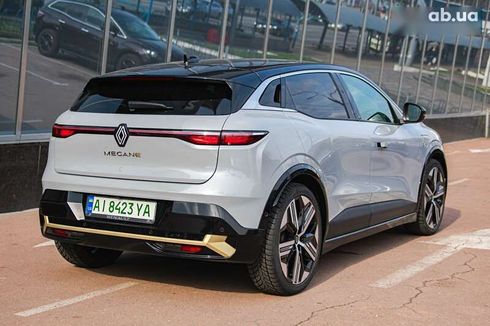 Renault Megane 2022 - фото 6