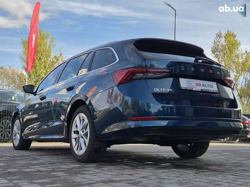Skoda Octavia 2021 - фото 21