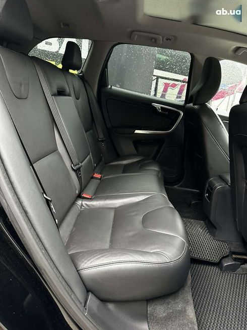 Volvo XC60 2015 - фото 16