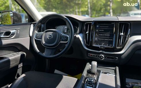 Volvo XC60 2020 - фото 13