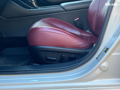 Mazda 3 2021 белый - фото 20