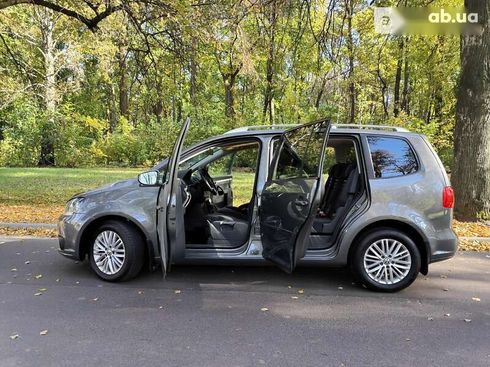 Volkswagen Touran 2015 - фото 10