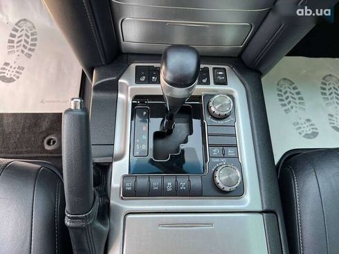 Toyota Land Cruiser 2018 - фото 24