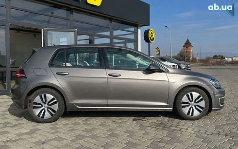 Volkswagen e-Golf 2015 - фото 8