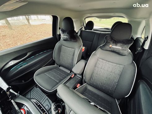 Fiat 500E 2023 зеленый - фото 11
