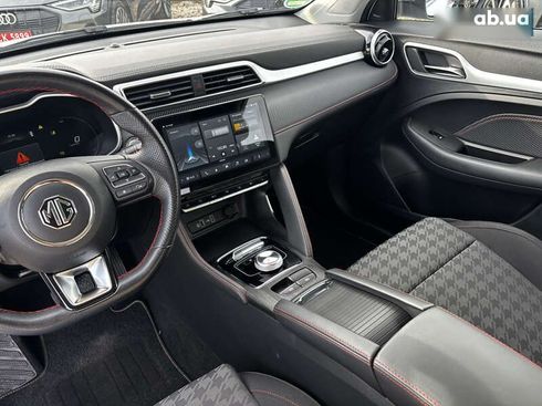 MG ZS EV 2022 - фото 28
