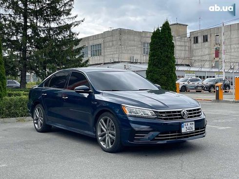 Volkswagen Passat 2018 - фото 3