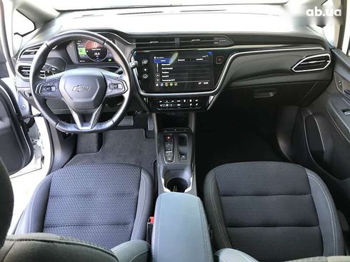 Chevrolet Bolt 2022 - фото 20