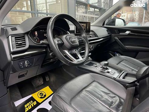 Audi Q5 2018 - фото 12