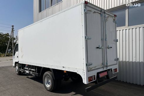 Isuzu EV 2024 - фото 8