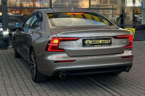 Volvo S60 2020 - фото 5
