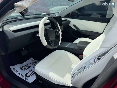 Tesla Model 3 2024 - фото 10