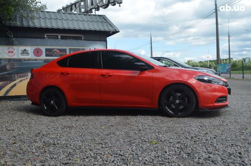 Dodge Dart 2013 красный - фото 6