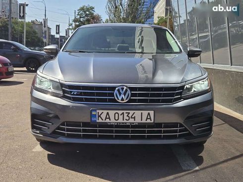 Volkswagen Passat 2016 - фото 3
