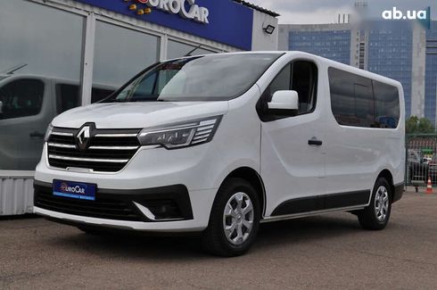 Renault Trafic 2021 - фото 8