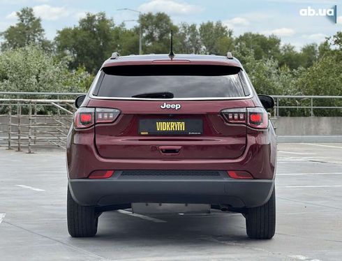 Jeep Compass 2019 - фото 10