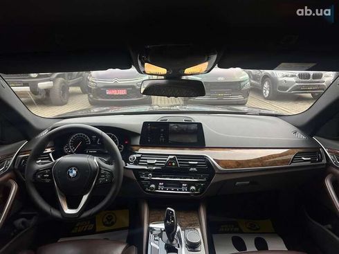 BMW 5 серия 2018 - фото 10