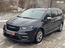 Продаж вживаних Chrysler Pacifica - купити на Автобазарі