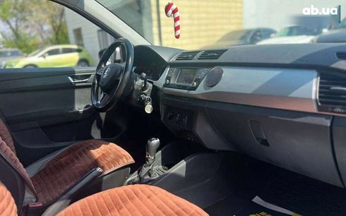 Skoda Fabia 2015 - фото 19