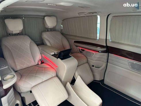 Mercedes-Benz V-Класс 2021 - фото 11