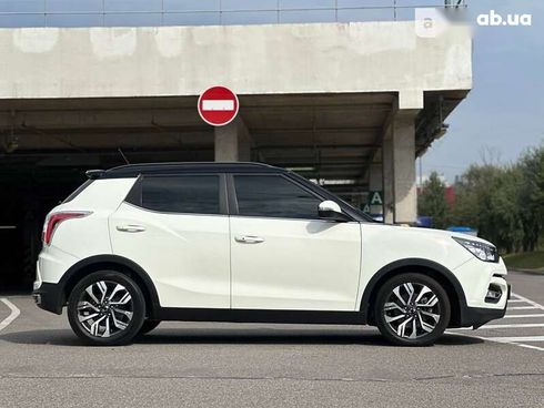 SsangYong Tivoli 2018 - фото 15