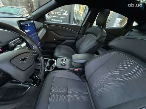 Ford Mustang Mach-E 2023 - фото 19