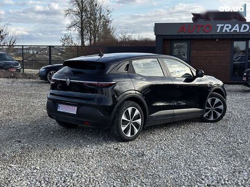 Renault Megane 2022 - фото 8