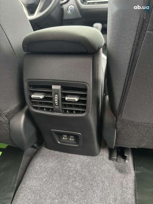 Toyota Corolla 2024 - фото 28